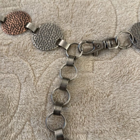 EUC Adjustable Tricolor Chain Belt - Picture 3 of 9